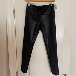 NWT Calvin Klein Performance Leggings